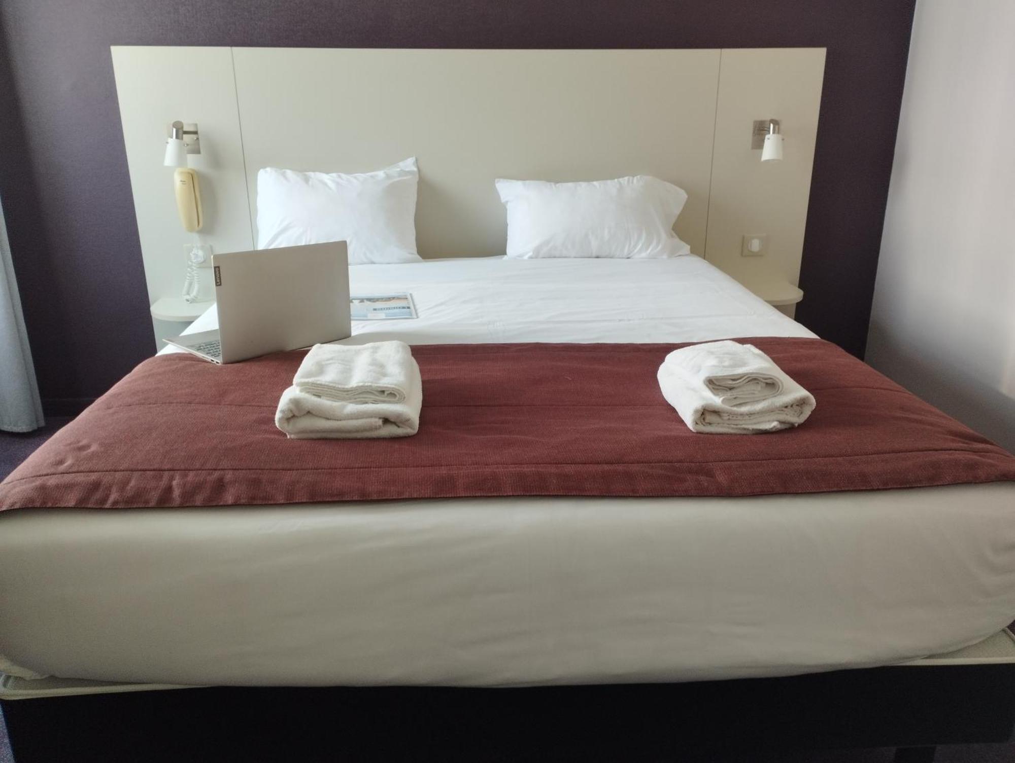 Brit Armor Hotel