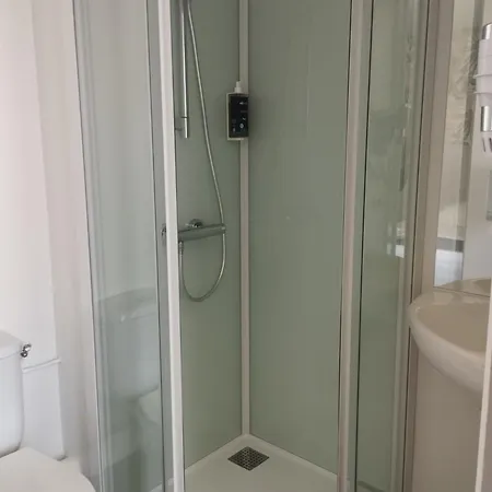 Brit Hotel Armor Guingamp Buitenkant foto